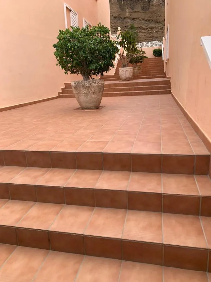 Comfortable Apartment Los Cristianos. Free Wifi. Arona  0*, Arona (Tenerife) Spagna