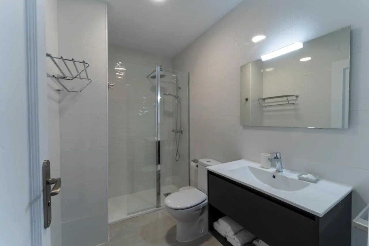 Comfortable Apartment Los Cristianos. Free Wifi. Arona  Spagna